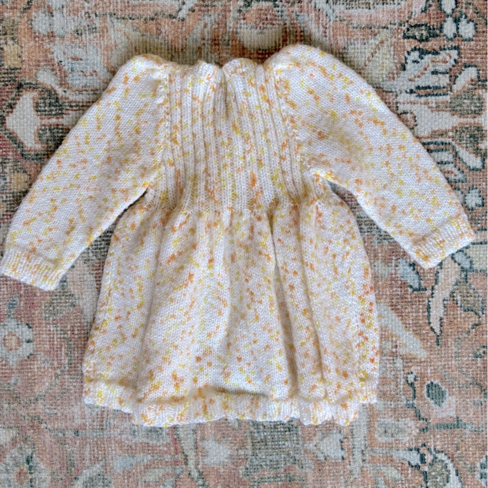 🌿 👼Vintage Handmade Knitted Baby Dresses - Picture 6 of 15
